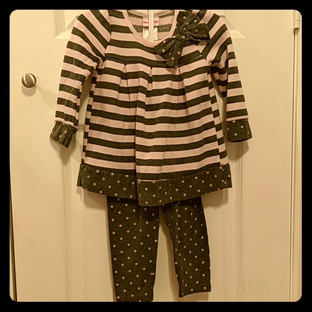 Shirt and leggings set